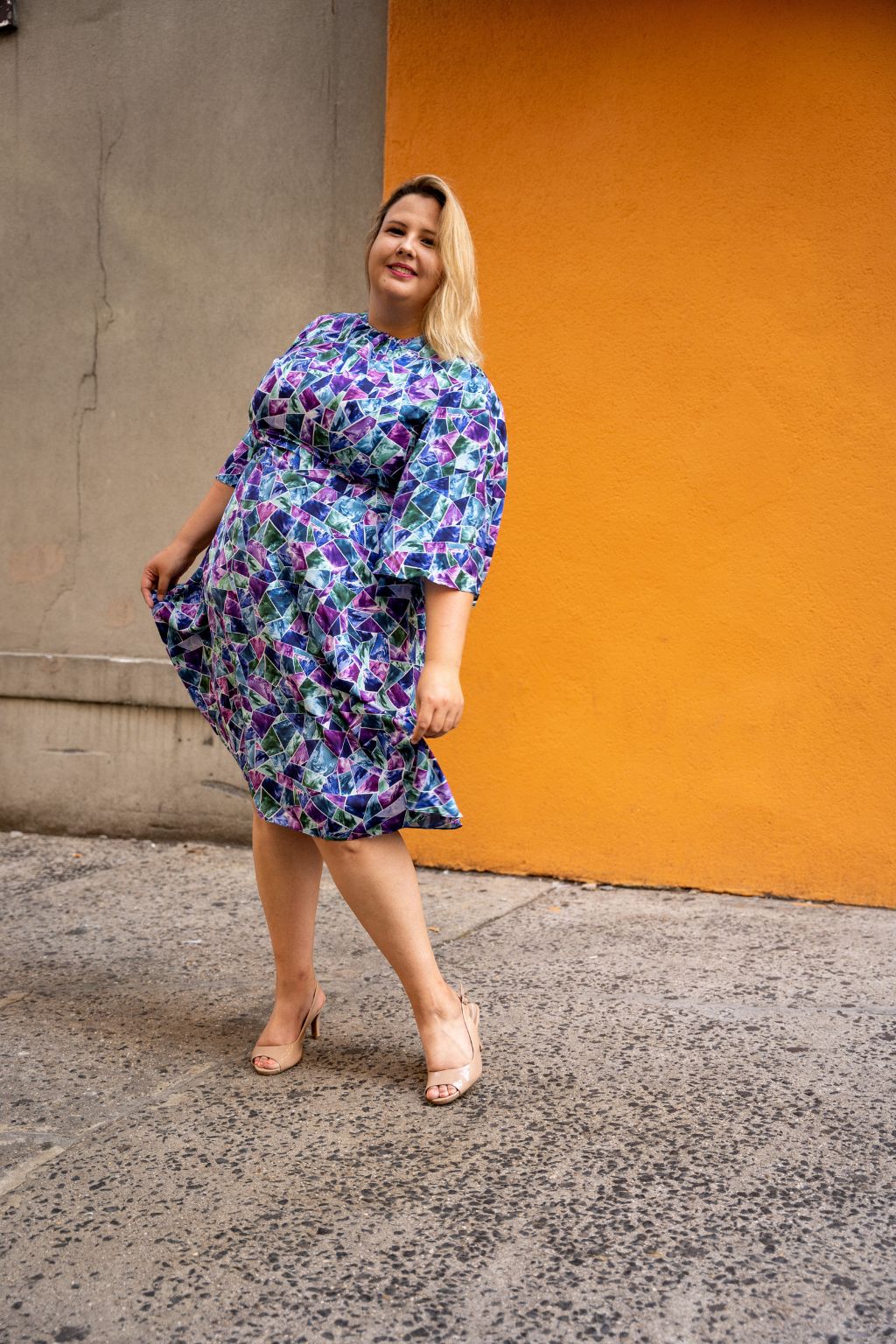 Soft Flared Dress with Gathered Neckline and Voluminous Sleeves