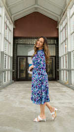 Load image into Gallery viewer, Soft Flared Dress with Gathered Neckline and Voluminous Sleeves
