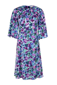 Soft Flared Dress with Gathered Neckline and Voluminous Sleeves
